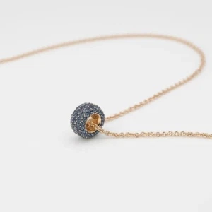SWAROVSKI BLUE PENDANT RND MONT/ROS NECKLACE Exc+ 15-17" Adjustable - Picture 1 of 4