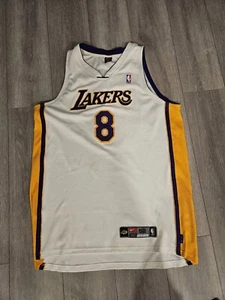 Nike Authentic Kobe Bryant LA Drifit Lakers jersey 52 2xl Xxl Vintage White Alt - Picture 1 of 8