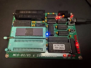 3-in-1 (8080/8085/Z80) CPU Tester with a working Intel C8085 Ceramic CPU - Foto 1 di 4