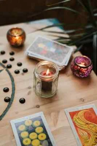 KARTENLEGEN "kurz und knapp“ per E-Mail, TAROT - schnell, treffsicher - Bild 1 von 1