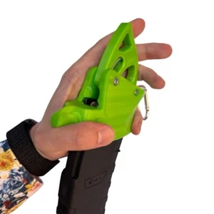 Magazine Speed Loader 5.56 / .223 / 300 AAC / RUSSIAN UKRAINE WAR/ GREEN - Picture 1 of 5