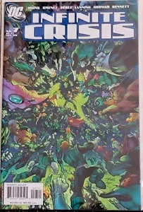 Libro de historietas Infinite Crisis #7 cubierta de Jim Lee casi nuevo Green Lantern Corps VS Superboy - Imagen 1 de 1