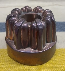 Antique French Copper Jelly Mold - WESTMINSTER - Paris - No 254 - Heavy! 4" x 3" - Picture 1 of 12