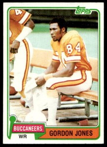 1981 Topps 108 Gordon Jones  Tampa Bay Buccaneers  Rookie Football Card