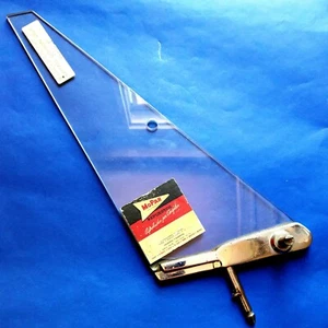 1960 1961 1962 Valiant Lancer NOS MoPar LF VENT WING GLASS - Picture 1 of 4