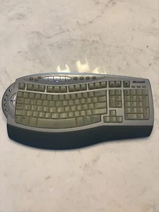 Microsoft Wireless Comfort Keyboard 1.0A Model 1027 Ergonomic - Keyboard Only - Picture 1 of 2