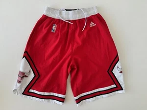 CHICAGO BULLS NBA BASKETBALL SHORTS ADIDAS SIZE S ADULT - Picture 1 of 9