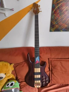 HK, E-Bass 5 Saiten, Active. - Bild 1 von 7