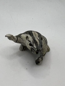 Zuni Badger Fetish - Randy Lucio Picasso Marble F0996 - Picture 1 of 7