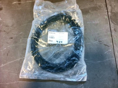 NOS OEM VOLVO CH 84642 LOCKING STRIP B3E - Image 1 of 2