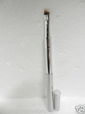 BARE ESCENTUALS BAREMINERALS RETRÁCTIL ENFOQUE SUAVE DELINEADOR DE OJOS CEPILLO SELLADO Foto 1 de 4