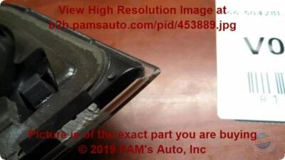 Conjunto de luz trasera izquierda usado se adapta a: Mazda 3 Sdn 2007 montado en tapa izquierda grado A Foto 1 de 4