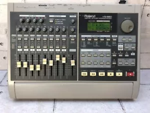 Roland VS-880 Digital Multitrack Recorder As-Is For Parts From Japan Free Shippi - Picture 1 of 16