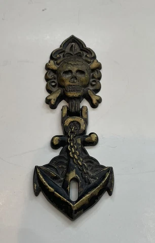 Furniture Hardware Skull Pirate keyhole Metal Hinged 5 inches tall Cover