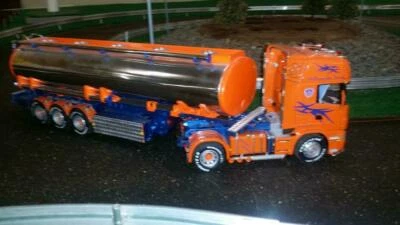 Chrom Sidepipe und Highpipe und Chrome Trittgitter Siku Control - Bild 1 von 4