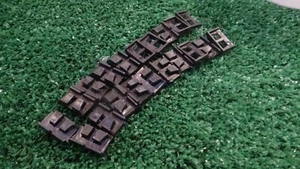 🏁 Artin Slot Car Track Connector Clips Lot Of 20 - Picture 1 of 2