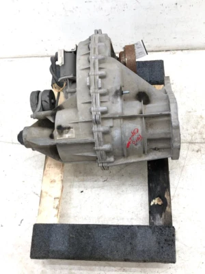 2015-2016-2017 Ford Expedition Transfer Case Assembly OEM  - Image 1 of 4