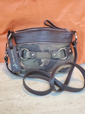 B. Makowsky Crossbody Shoulder Bag Camo Green/Brown Print ALL Leather ZipTop EUC - Image 1 of 4
