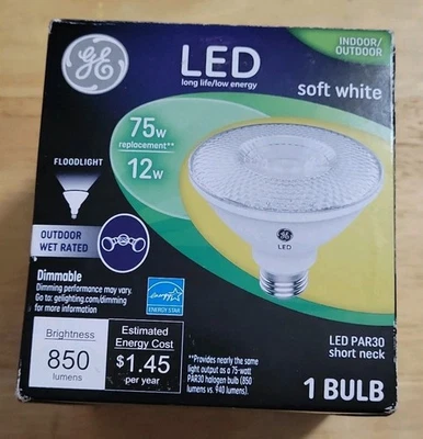 GE LED Soft White Indoor/Outdoor Floodlight PAR30 Short Neck 12W (75W EQ) 1pk - Image 1 of 4