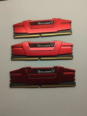 G.Skill Ripjaws V Series 16GB (3 x 8GB) 288-Pin DDR4 SDRAM DDR4 2400 (PC4 19200) - Image 1 of 4