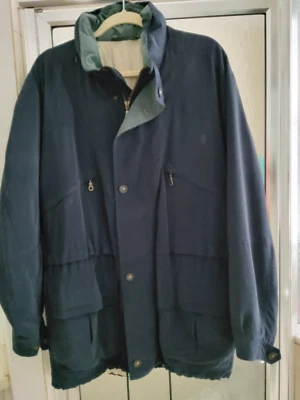MARKS & SPENCER  MEN'S THIGH LENGTH JACKET-SMALL-NAVY BLUE-HIDDEN HOOD-FULL ZIP - Image 1 of 4