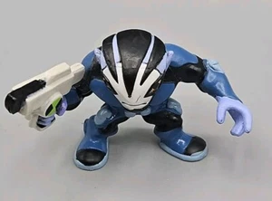2012 CN Bandai Ben 10 Omniverse Mini Action Figure Rook Blonko 2" PVC Toy - Picture 1 of 3