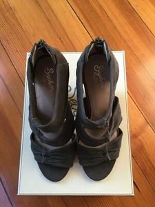 Seychelles Grey Suede Pumps - Excellent Condition! - Picture 1 of 12