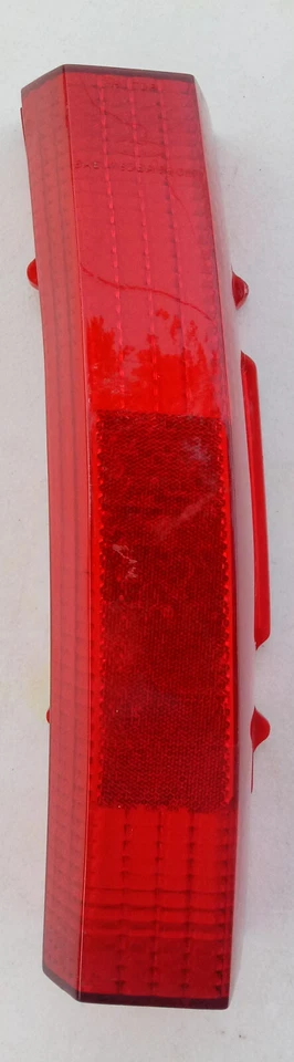 1969-70 Ford универсал задний фонарь объектив страны Squire страны седан - Изображение 1 из 1