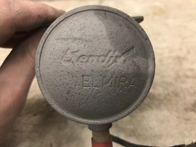 Bomba de combustible bendix elmira Foto 1 de 4