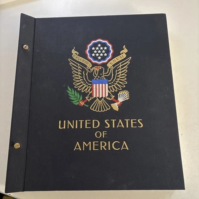 USA STAMP COLLECTION IN DAVO ALBUM. £15 - Image 1 of 4