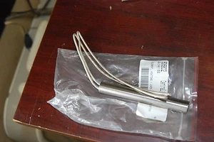 Ogden Mighty Watt MWFX645-2, 300w, 240v, 5/8" OD x 4 1/2" long Heater, New - Picture 1 of 1