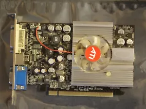 ATI AMD RADEON X700 LE 256 MB PCI-E VGA DVI S-VIDEO graphics card - Picture 1 of 5
