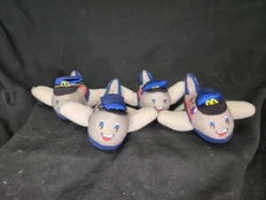 1995 McD McDonald's UNITED Airlines FRIENDLY SKIES Plush PLANE /WINDOW CHARACTER - Picture 1 of 4