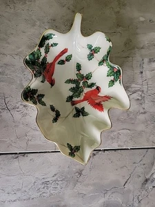Plato de caramelo vintage Lefton Japón porcelana bayas de acebo en forma de hoja 6” SIN CAJA - Imagen 1 de 4