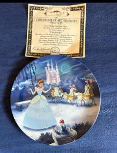 Vintage Knowles Disney CINDERELLA Treasured Moments Teller One LE Org Verpackung Echtheitszertifikat - Bild 1 von 2