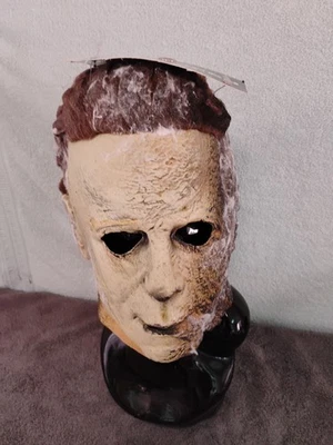 Trick or Treat Studio Mens Halloween Ends Movie Michael Myers Costume Latex Mask - Image 1 of 4