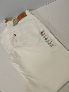 White Levi’s 502 Regular Fit Jeans Waist 32, Length 34 NWT - SEE PICS- - Picture 1 of 18