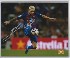 Lionel Messi Silver Sharpie AUTOGRAPH 8x10 w/ *COA* SIGNED Leo - Picture 1 of 5