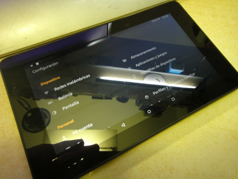 Amazon Fire 5th generación SV98LN 8gb ver fotos España - Immagine 1 di 4