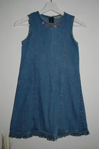 H&M CHIBOOGI | süßes Kleid Jeanskleid Kleidchen Trägerkleid Stickerei 128 134 - Bild 1 von 4