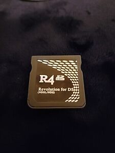 R4 - Revolution pour DS - avec 8 Go Micro SD 