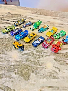 Lot Of 15 Hot Wheels-Mattel-Cars & Motorcycle-Various-Colors-Models & Years - Picture 1 of 8