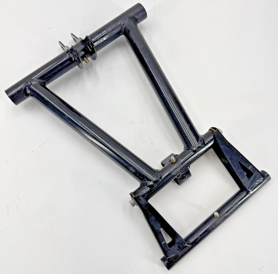 2017 ARCTIC CAT M8000 XF 6000 8000 9000 REAR SUSPENSION ARM ASSEMBLY 3704-124  - Image 1 of 3