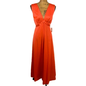 VINTAGE Deep Vneck Sleeveless Red Orange Nightgown Lingerie - Size 6 - Picture 1 of 7