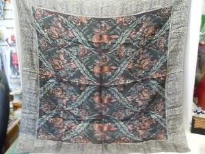 Oscar de la Renta Kopftuch 31"1/2 X 31" 1/2 100% Seide - Bild 1 von 7