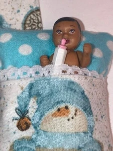 Barbie Krissy Newborn Baby African American Happy Family mit Zubehör - Bild 1 von 5