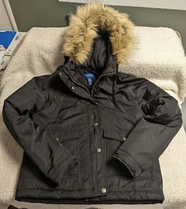 Arizona Jean Co. girls black winter coat, faux hood, never been used.  Size XS