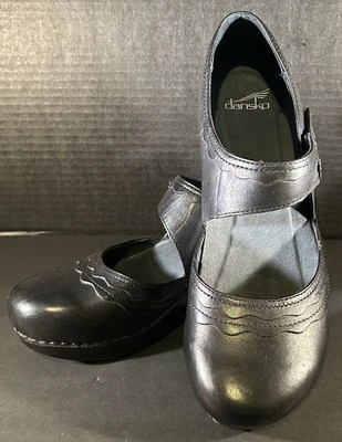 Zuecos Mary Jane para mujer Dansko de cuero negro con apliques florales Harlow 42/10 *LEER Foto 1 de 4