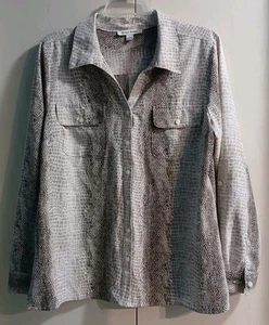 Studio Works Blouse Women's Sz L Roll-Tab Sleeves Tan Snake🐍Print Pockets Shirt - Picture 1 of 8