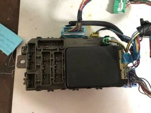 96-00 HONDA CIVIC UNDER DASH FUSE BOX MULTIFUNCTION MODULE - Picture 1 of 6